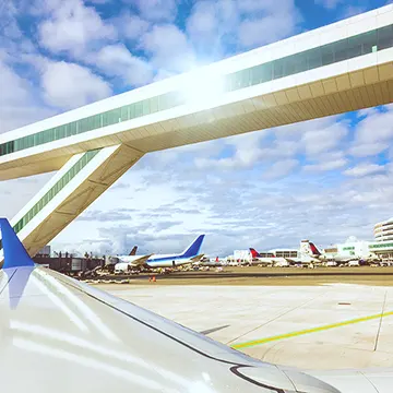 Airport to port crew transfers coordinated for maritime operations